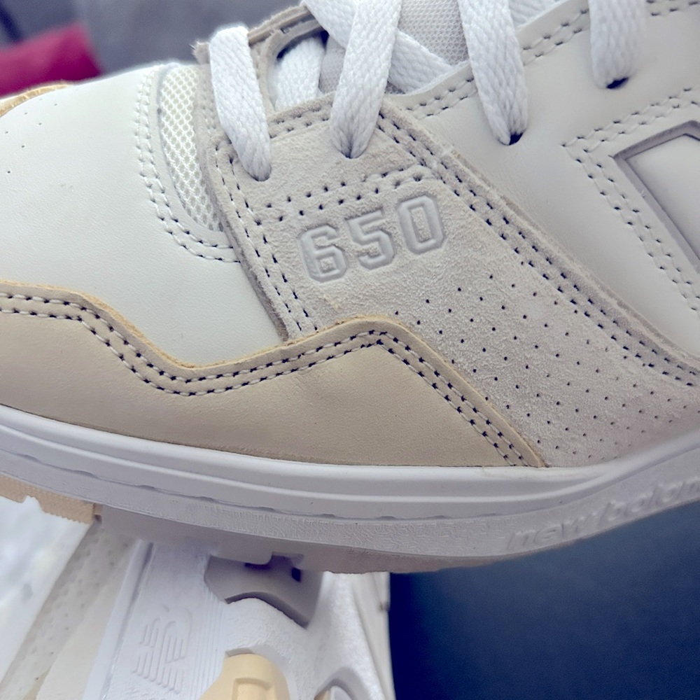 New Balance 650